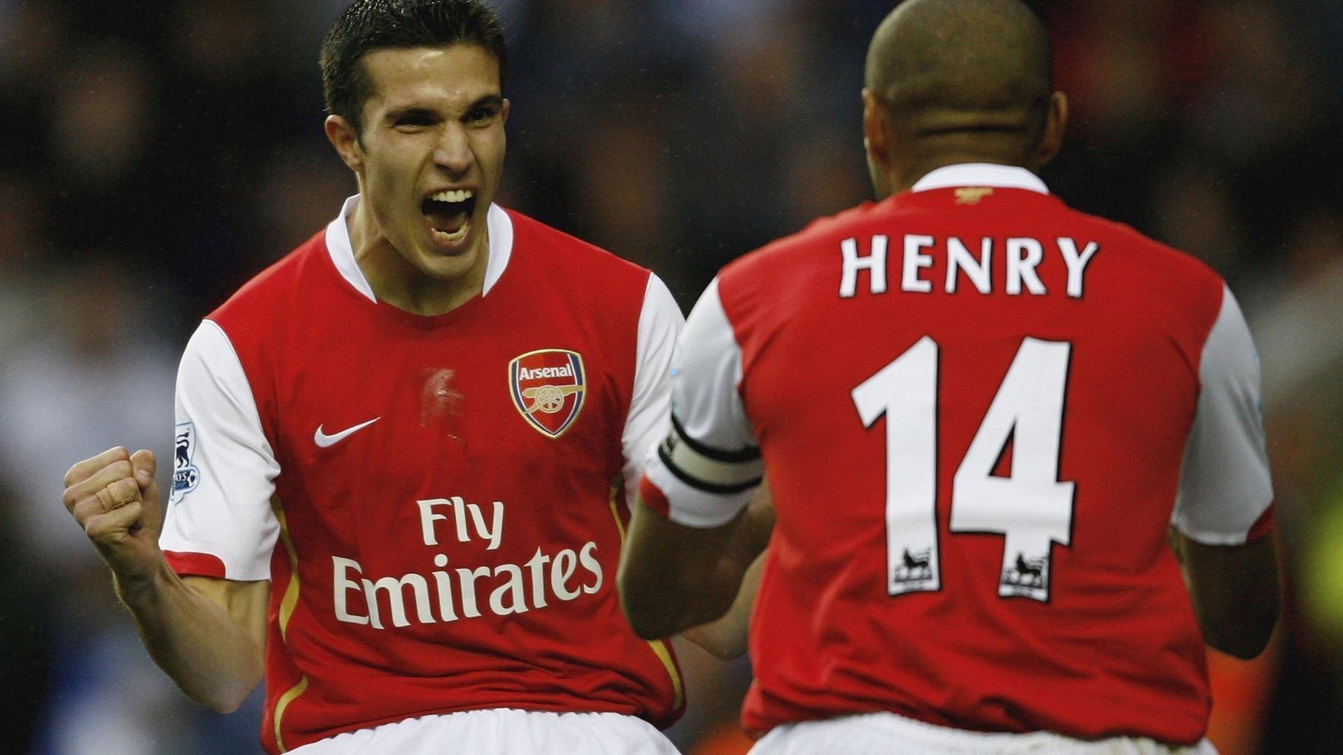 国足破除历史桎梏，超越侥幸，以体系与实力铸就新生